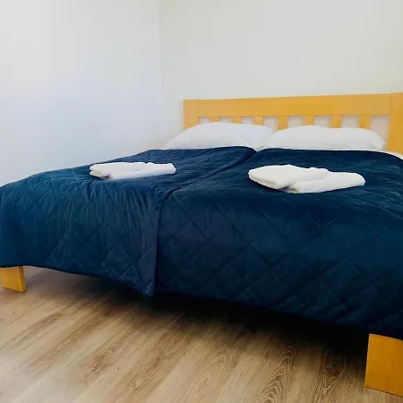 Coolhue Apartment