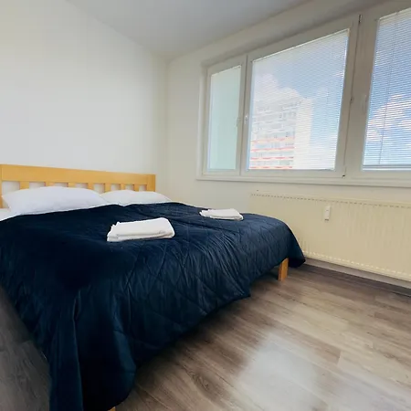 Coolhue Apartment